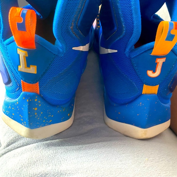 Lebrons - Picture 3 of 5